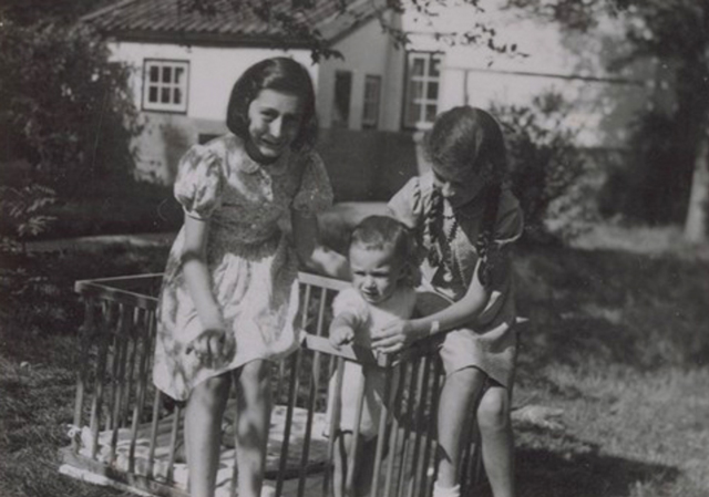 Foto de Anne Frank retirada do livro Tudo sobre Anne