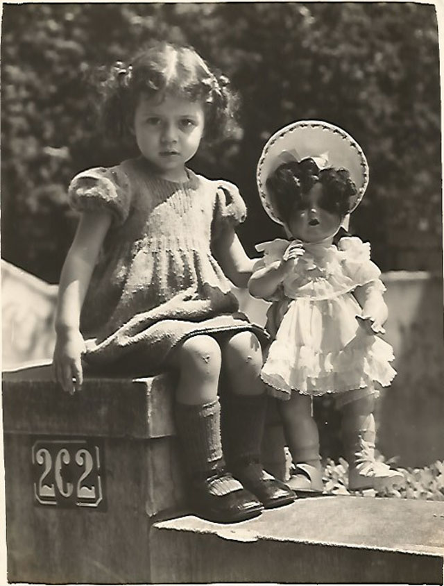 Foto da escritora Ana Maria Machado quando criança