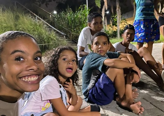 As crianças são estimuladas a sonhar e aprendem a ir mais longe, com a ONG Talentos do Morro